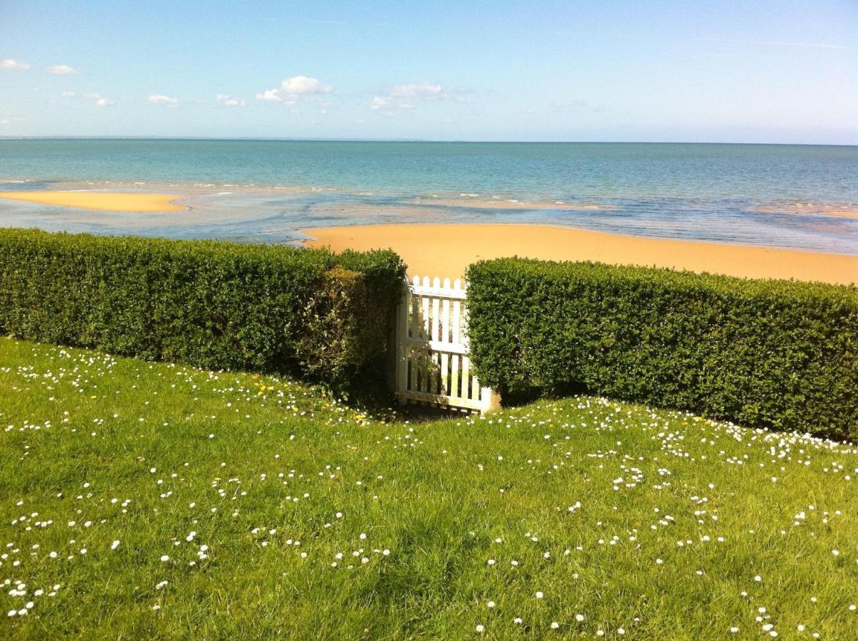 Chambres d'hôtes Les 4 Vents Pointe du Hoc - Landing Beaches Grandcamp-Maisy Quarto foto